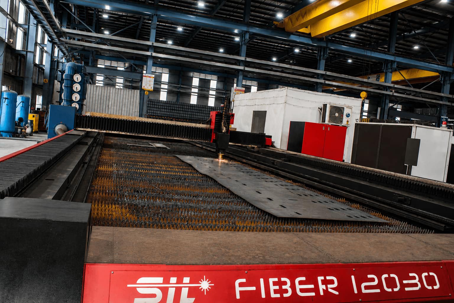 Fiber Laser Cutting Machine